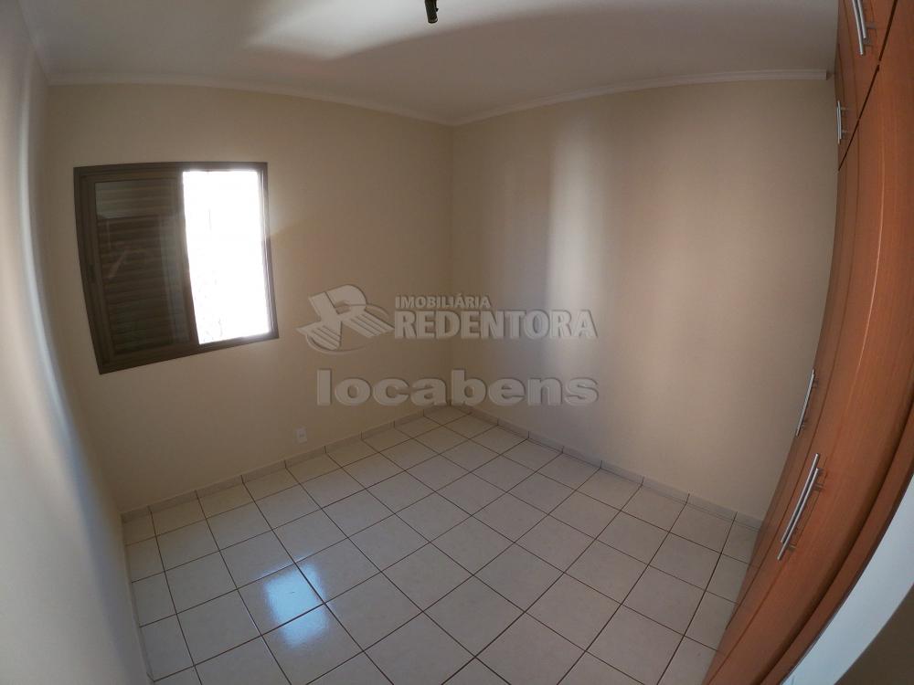 Alugar Apartamento / Padrão em São José do Rio Preto R$ 700,00 - Foto 23