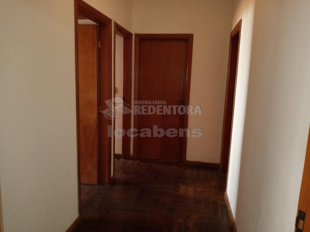 Alugar Casa / Padrão em São José do Rio Preto R$ 2.000,00 - Foto 5