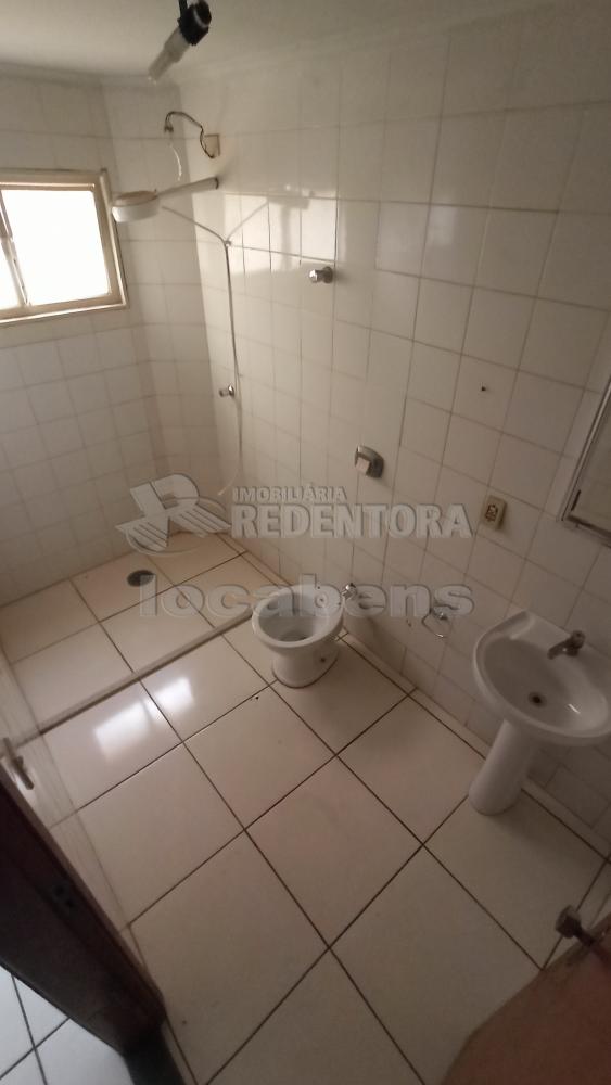 Alugar Apartamento / Padrão em São José do Rio Preto R$ 950,00 - Foto 9