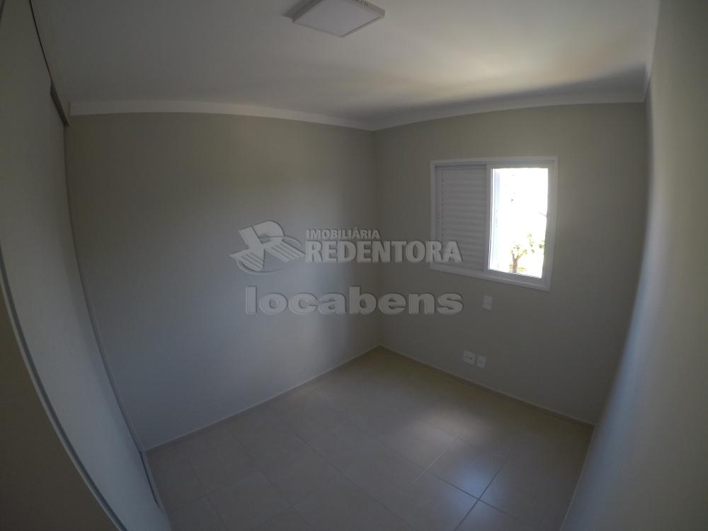 Alugar Apartamento / Padrão em São José do Rio Preto R$ 1.800,00 - Foto 4