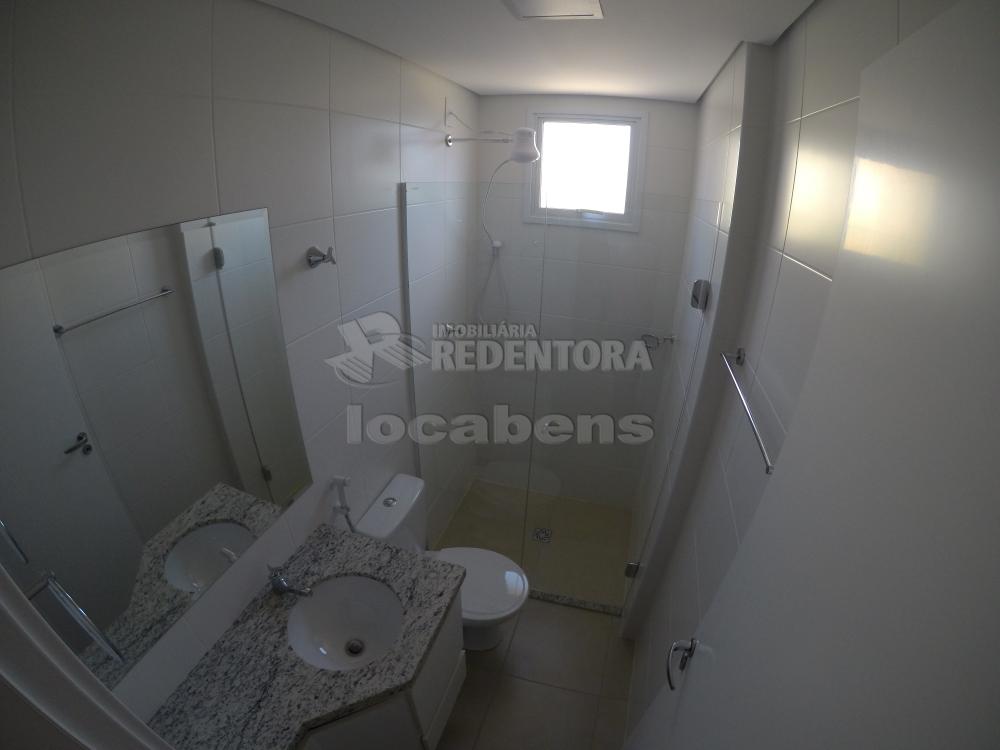Alugar Apartamento / Padrão em São José do Rio Preto R$ 1.800,00 - Foto 6
