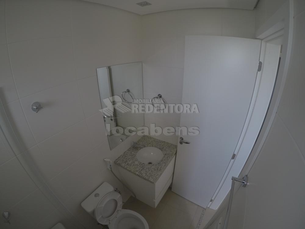 Alugar Apartamento / Padrão em São José do Rio Preto R$ 1.800,00 - Foto 11