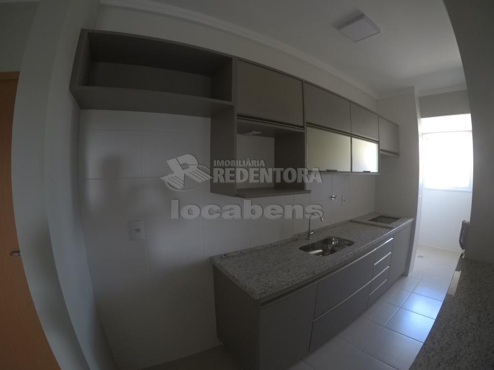 Alugar Apartamento / Padrão em São José do Rio Preto R$ 1.800,00 - Foto 12