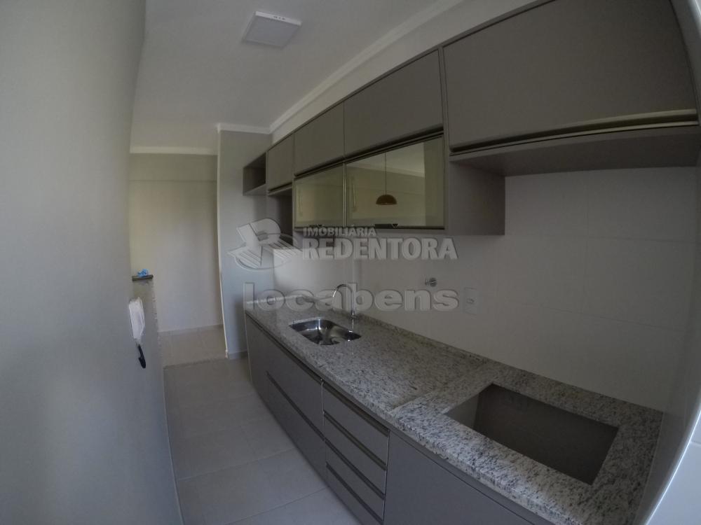 Alugar Apartamento / Padrão em São José do Rio Preto R$ 1.800,00 - Foto 14