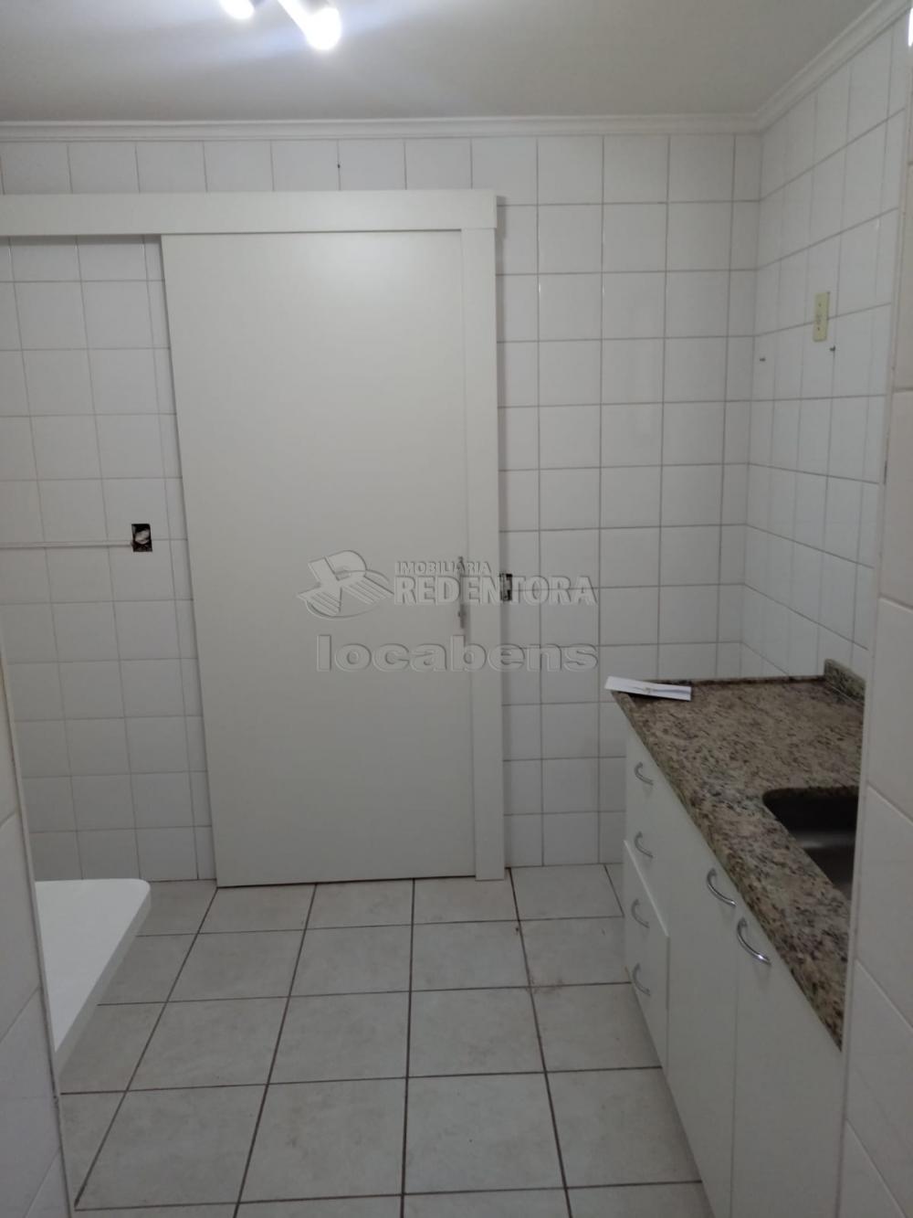 Alugar Apartamento / Padrão em São José do Rio Preto R$ 1.250,00 - Foto 9