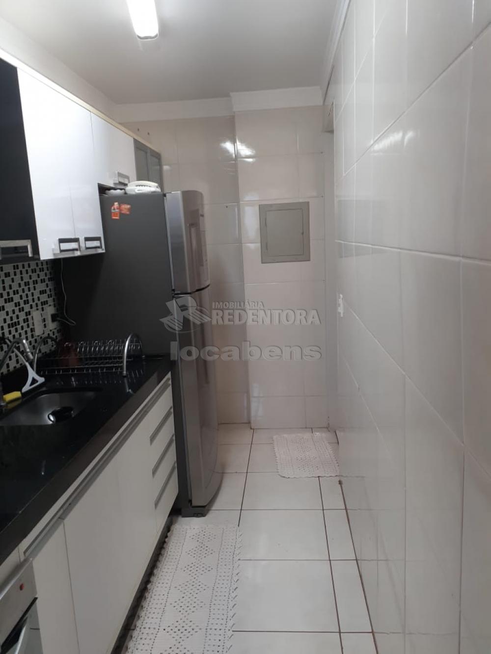 Comprar Apartamento / Padrão em São José do Rio Preto apenas R$ 200.000,00 - Foto 4