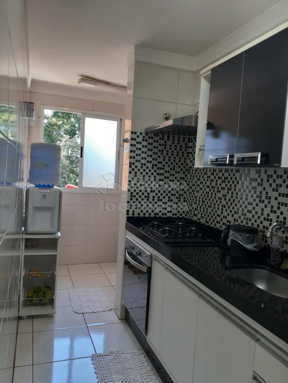 Comprar Apartamento / Padrão em São José do Rio Preto apenas R$ 200.000,00 - Foto 3