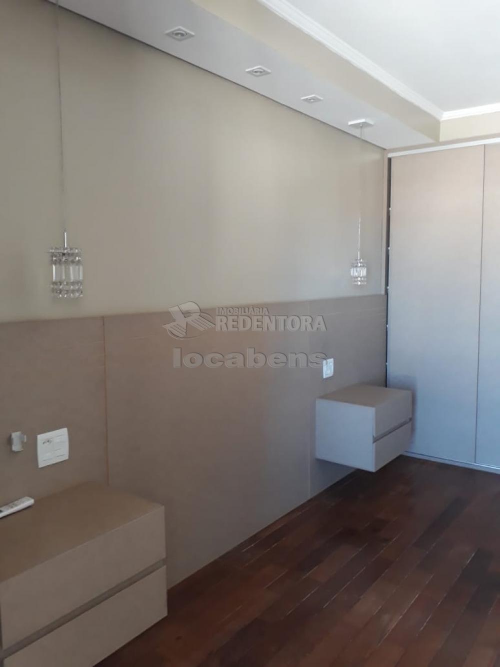 Alugar Apartamento / Padrão em São José do Rio Preto R$ 1.800,00 - Foto 12