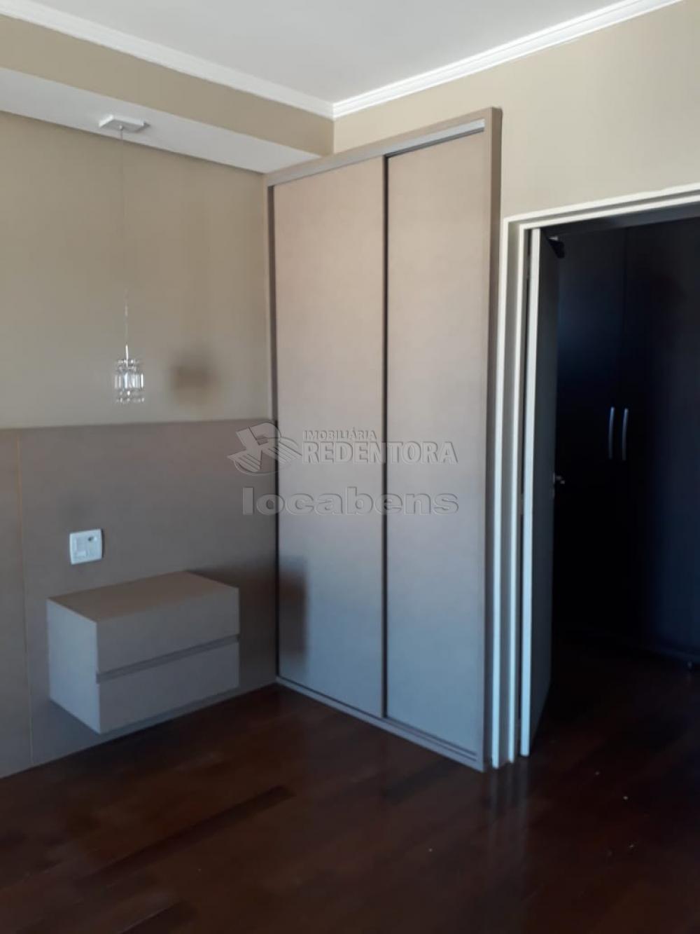 Alugar Apartamento / Padrão em São José do Rio Preto R$ 1.800,00 - Foto 31