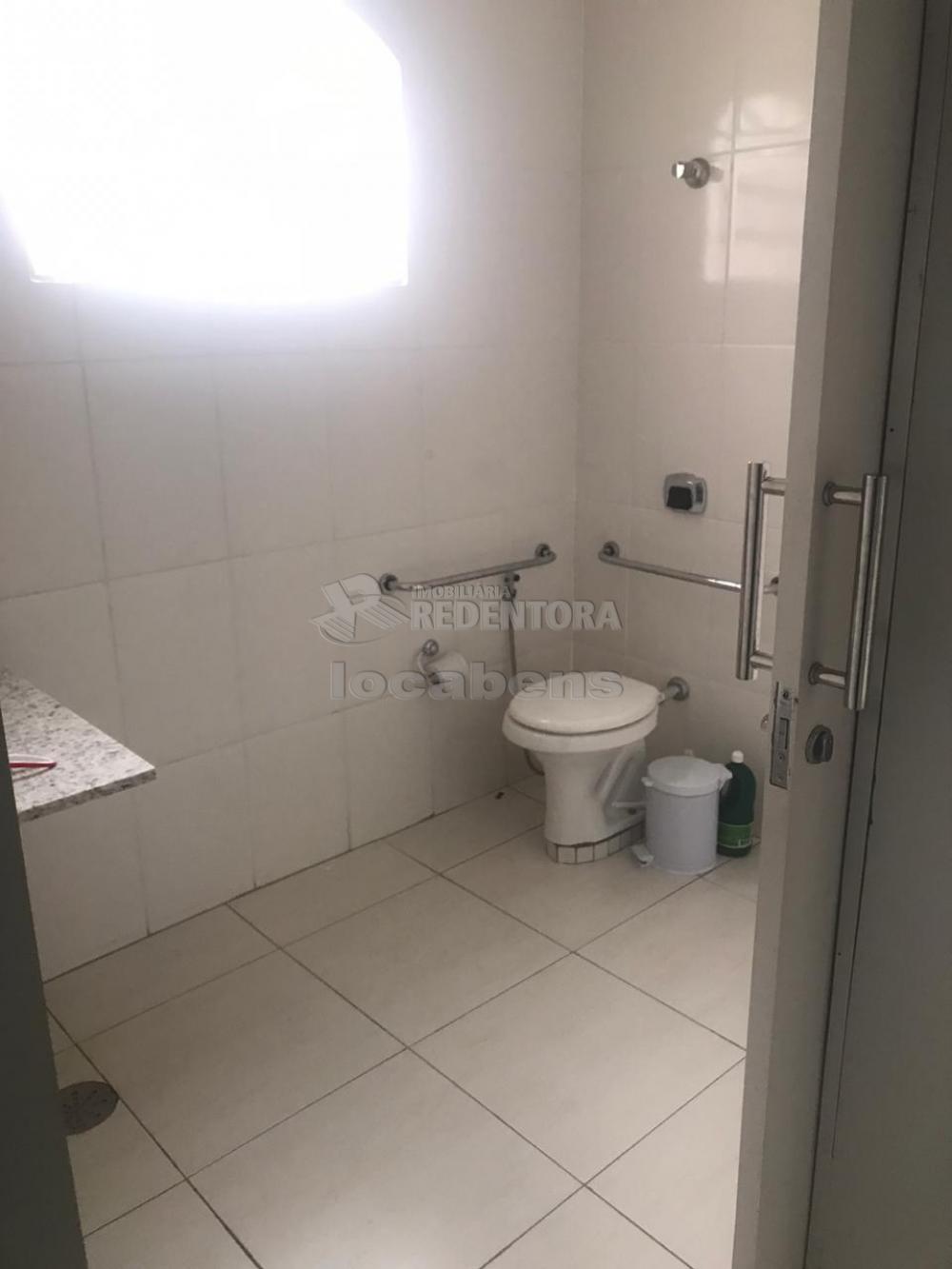 Alugar Casa / Padrão em São José do Rio Preto apenas R$ 2.200,00 - Foto 3