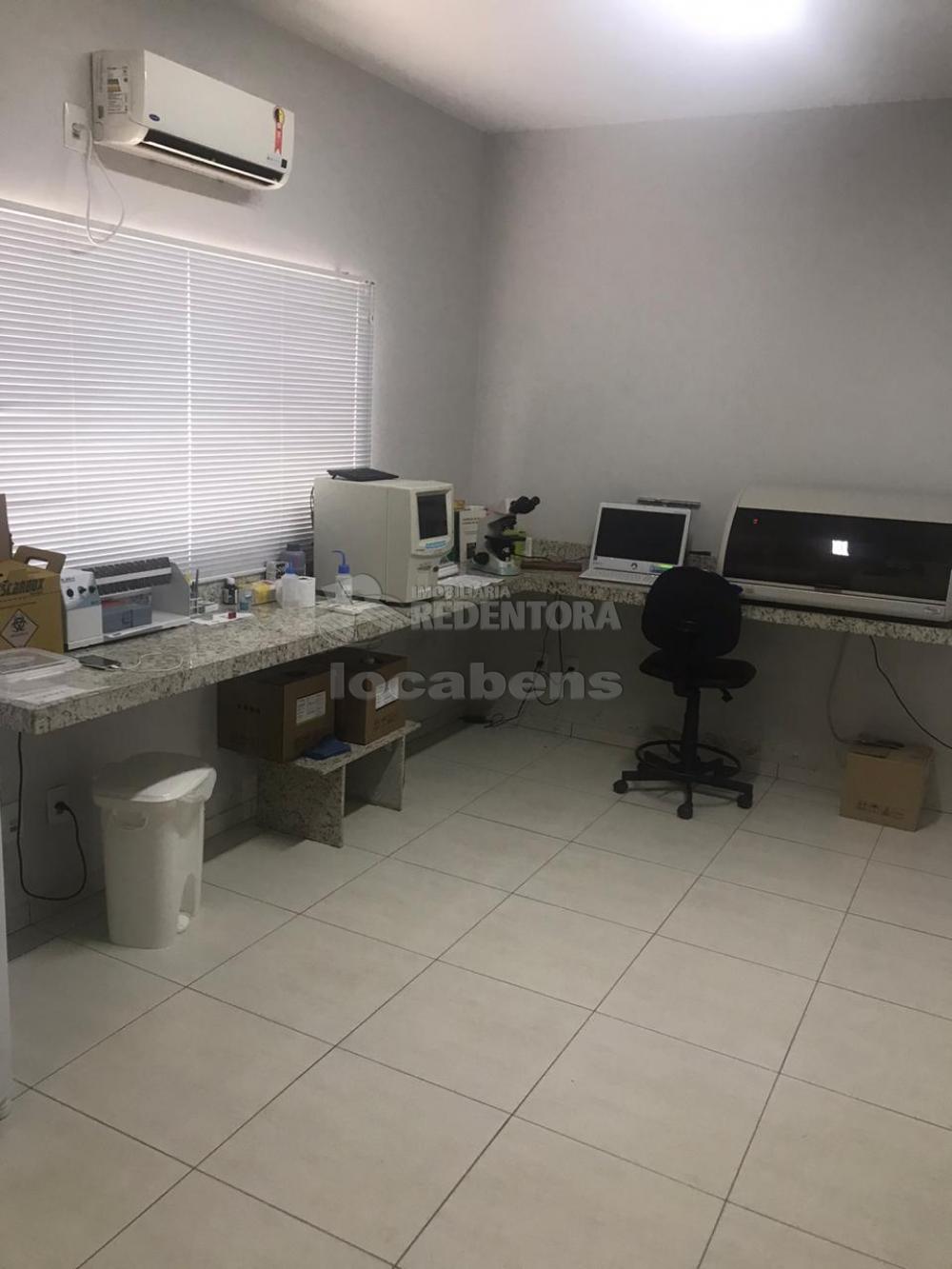 Alugar Casa / Padrão em São José do Rio Preto apenas R$ 2.200,00 - Foto 18