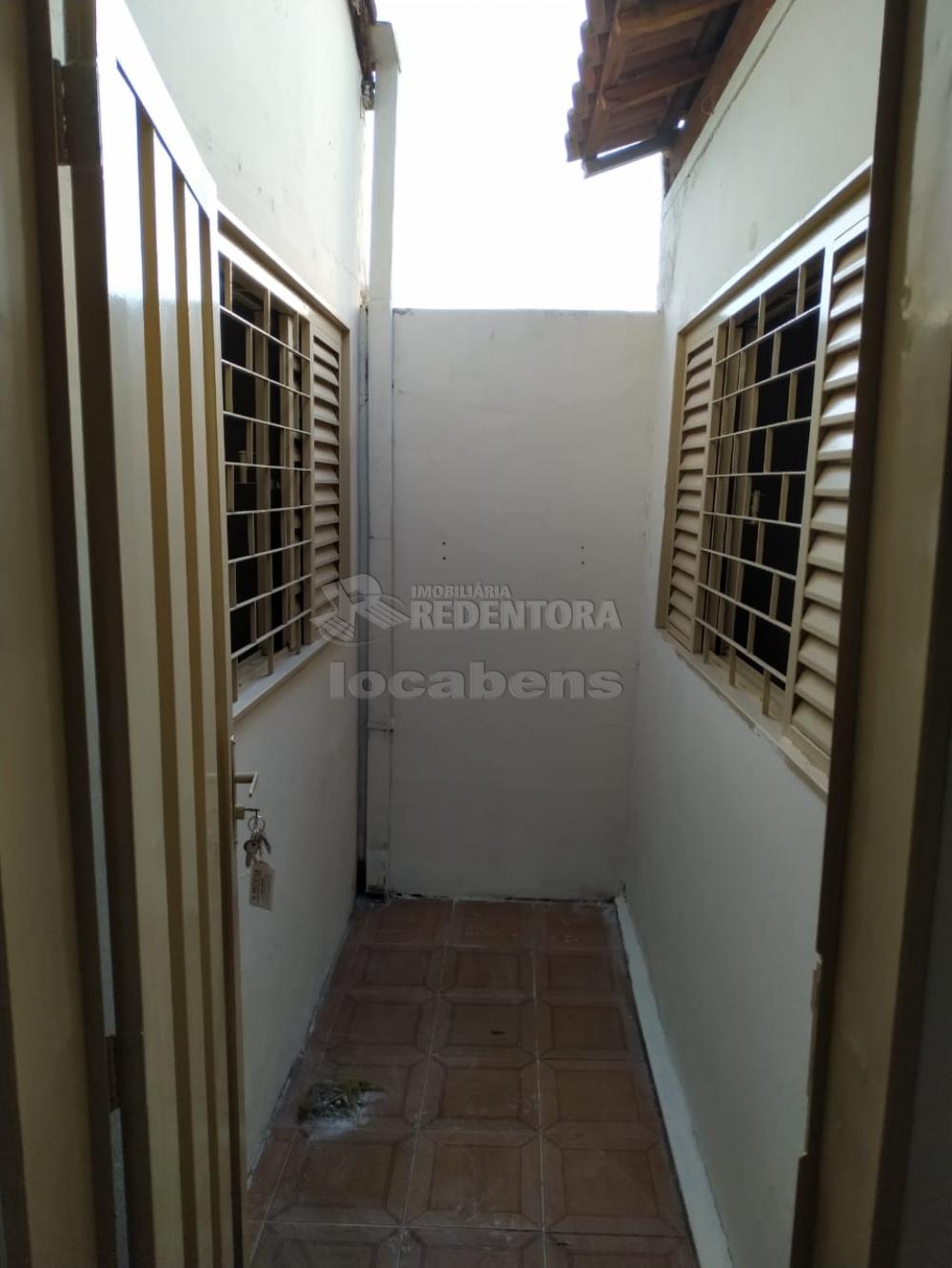 Alugar Casa / Padrão em São José do Rio Preto apenas R$ 730,00 - Foto 15
