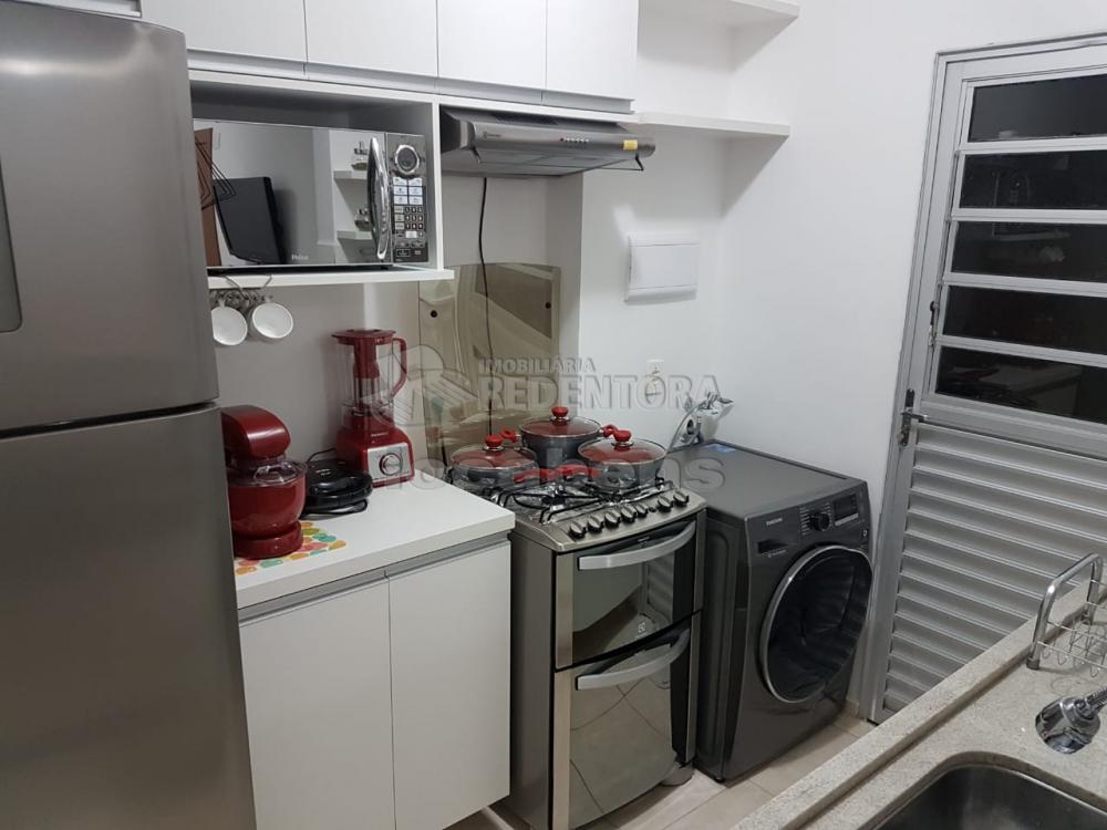 Comprar Apartamento / Padrão em São José do Rio Preto R$ 170.000,00 - Foto 2