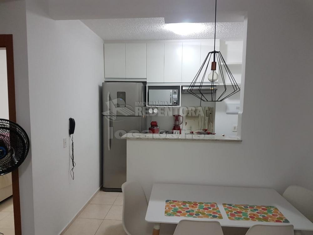 Comprar Apartamento / Padrão em São José do Rio Preto R$ 170.000,00 - Foto 4