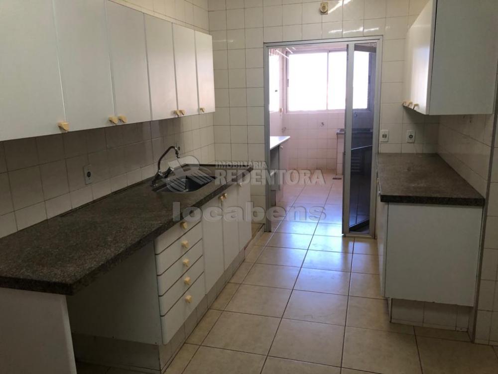 Alugar Apartamento / Padrão em São José do Rio Preto R$ 1.900,00 - Foto 19