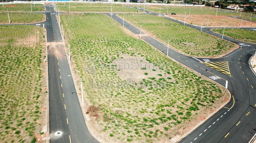 Comprar Terreno / Padrão em São José do Rio Preto R$ 145.000,00 - Foto 4