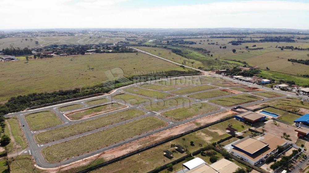 Comprar Terreno / Padrão em São José do Rio Preto R$ 153.000,00 - Foto 4