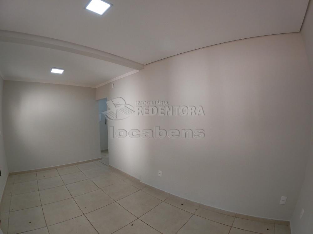 Alugar Casa / Padrão em São José do Rio Preto R$ 1.000,00 - Foto 15