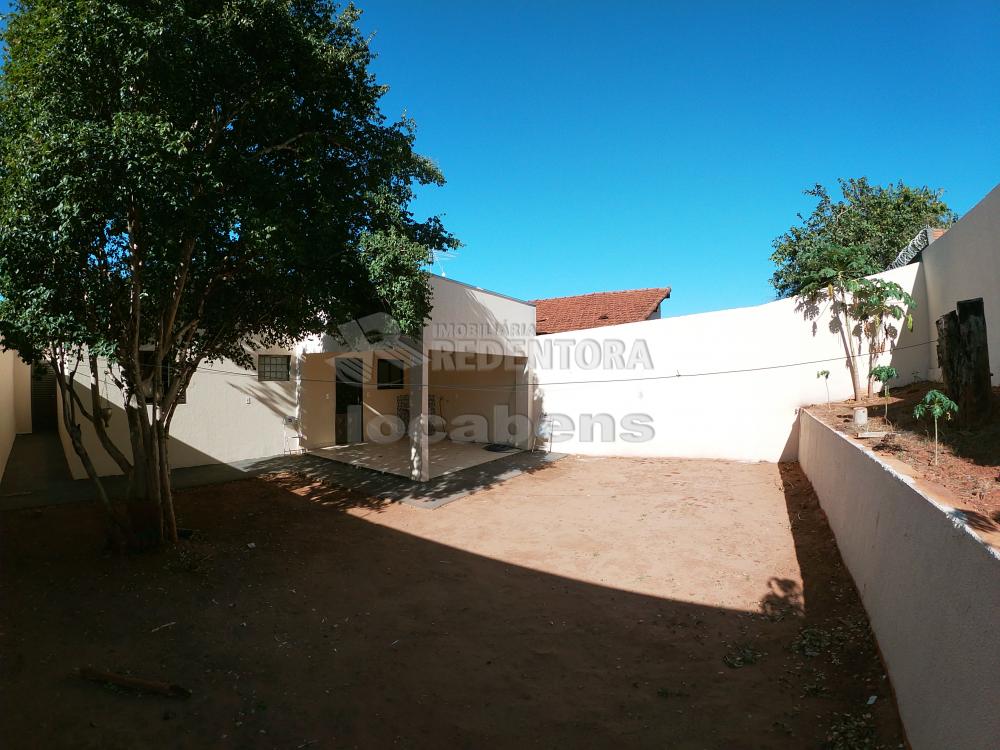 Alugar Casa / Padrão em São José do Rio Preto R$ 1.000,00 - Foto 22