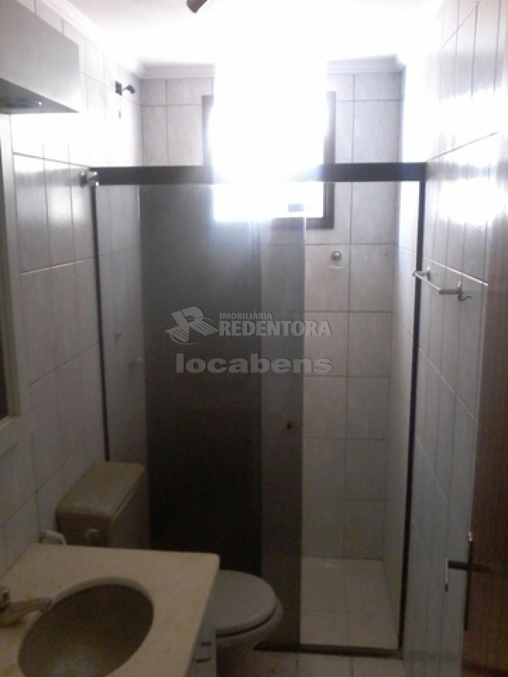 Comprar Apartamento / Padrão em São José do Rio Preto apenas R$ 320.000,00 - Foto 3