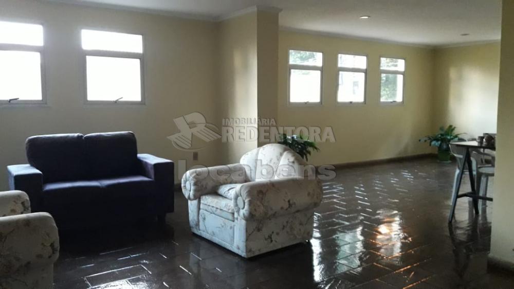 Comprar Apartamento / Padrão em São José do Rio Preto R$ 210.000,00 - Foto 2