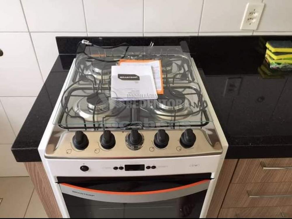 Alugar Apartamento / Padrão em São José do Rio Preto R$ 800,00 - Foto 4