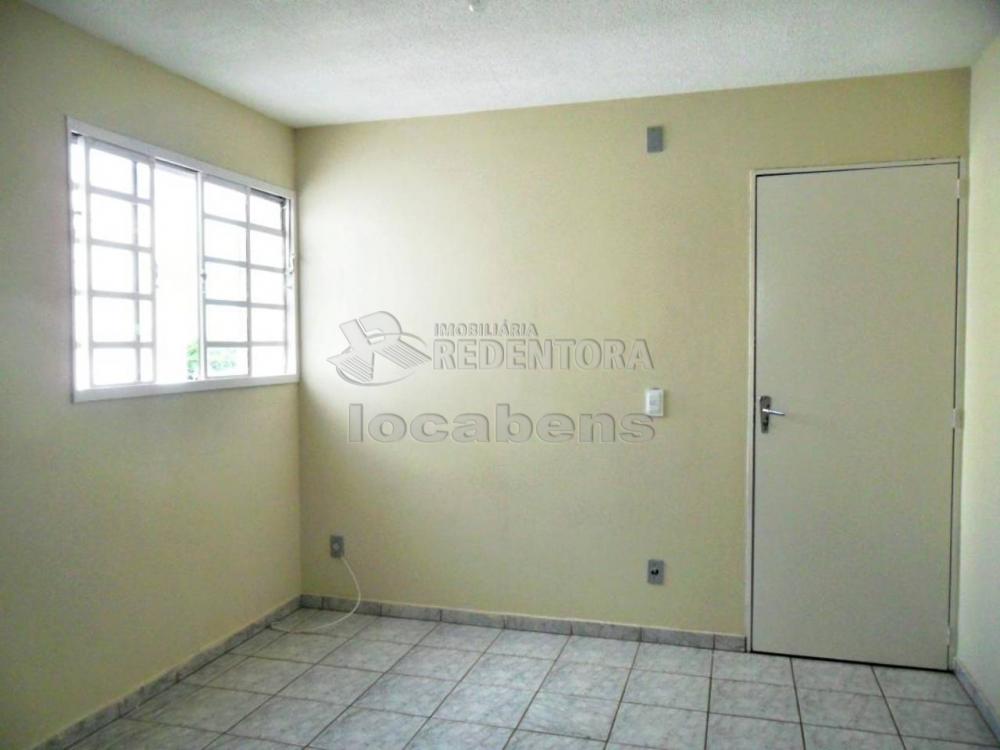 Comprar Apartamento / Padrão em São José do Rio Preto apenas R$ 140.000,00 - Foto 2