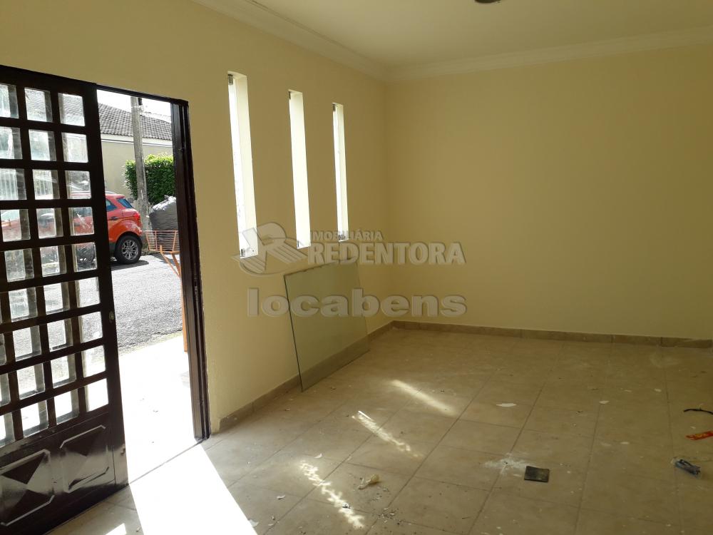 Alugar Comercial / Sala em São José do Rio Preto R$ 750,00 - Foto 1