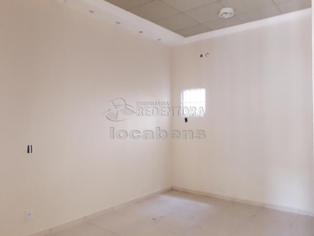 Alugar Comercial / Sala em São José do Rio Preto R$ 750,00 - Foto 5