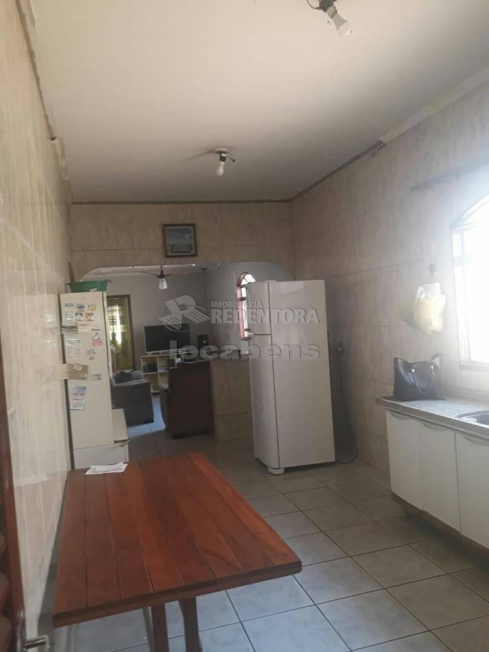 Comprar Casa / Padrão em São José do Rio Preto R$ 180.000,00 - Foto 2