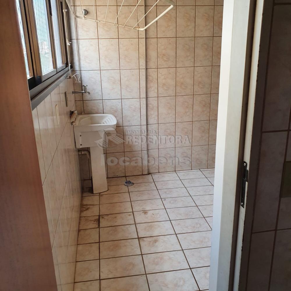 Alugar Apartamento / Padrão em São José do Rio Preto R$ 1.200,00 - Foto 7