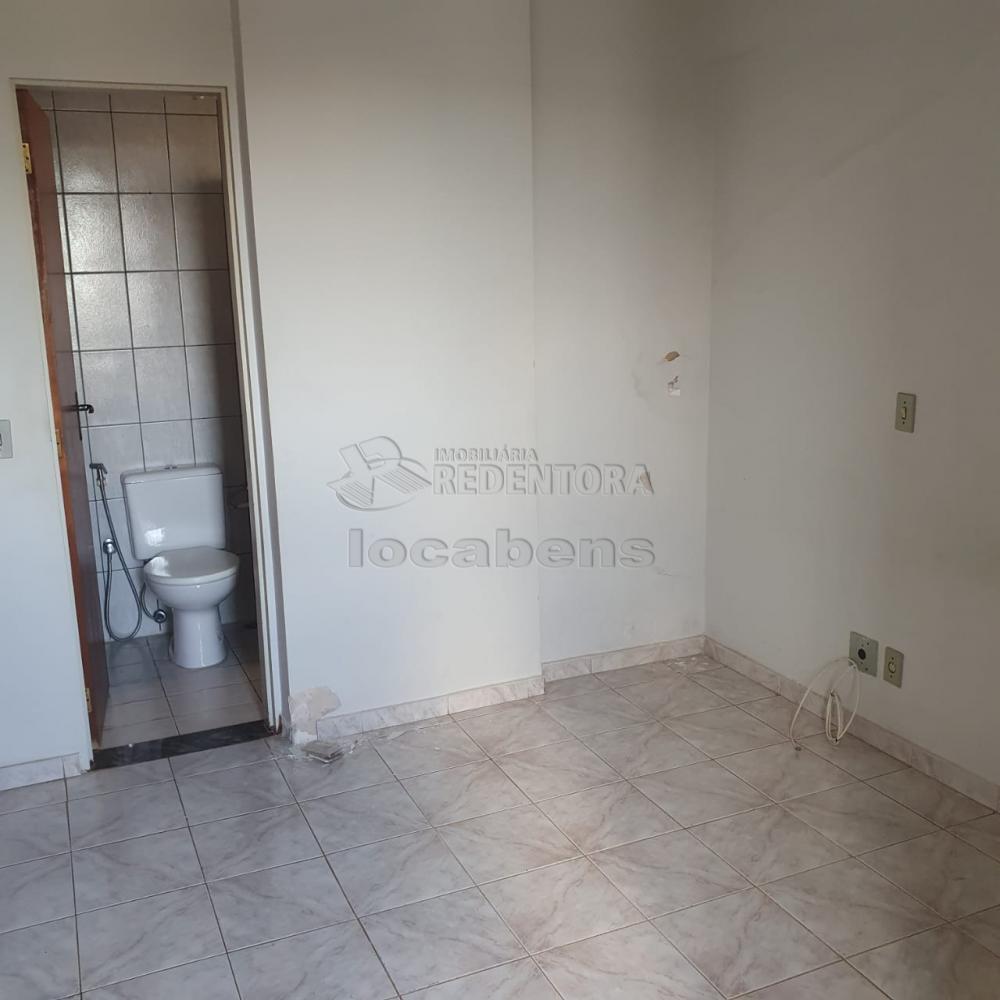 Alugar Apartamento / Padrão em São José do Rio Preto R$ 1.200,00 - Foto 21