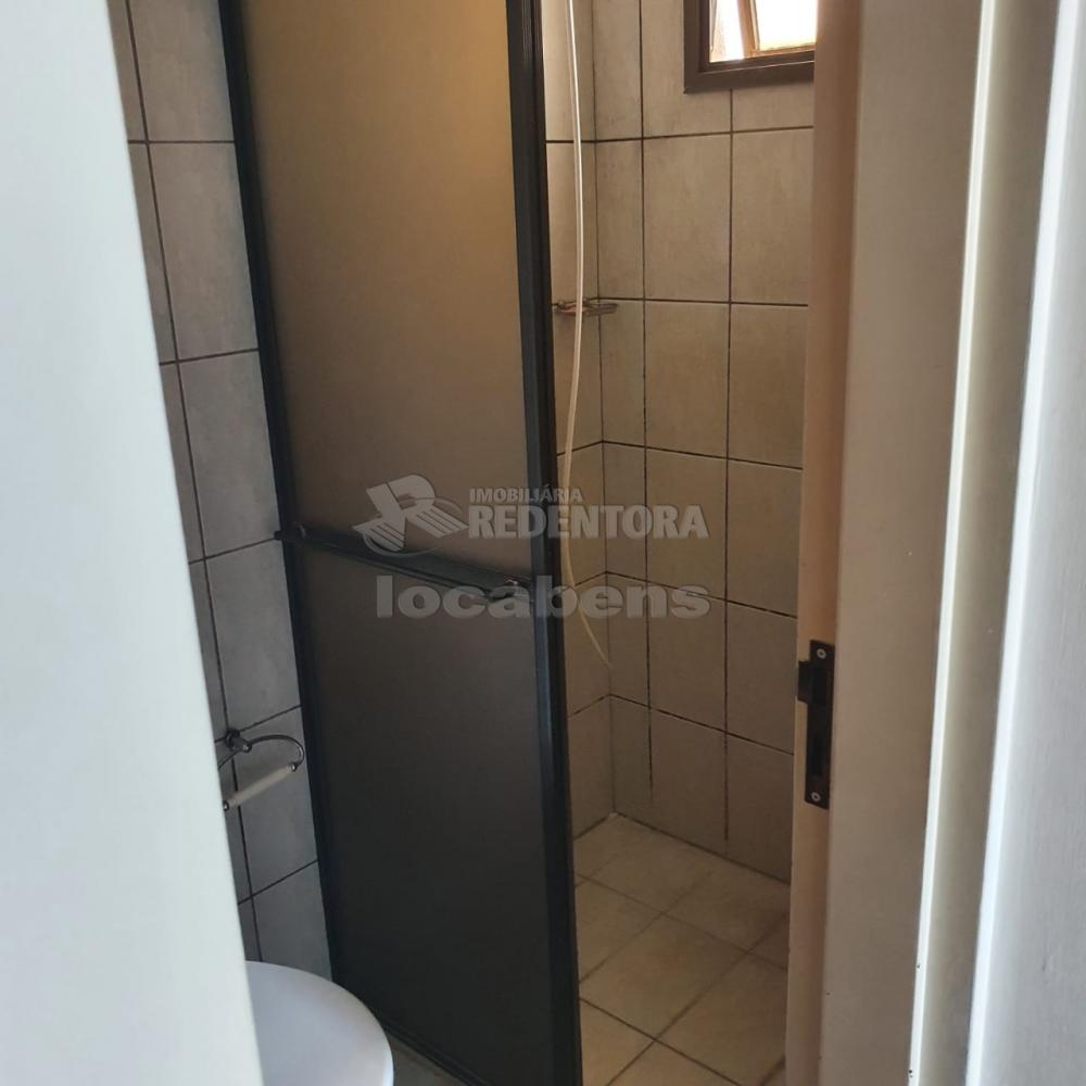 Alugar Apartamento / Padrão em São José do Rio Preto R$ 1.200,00 - Foto 12