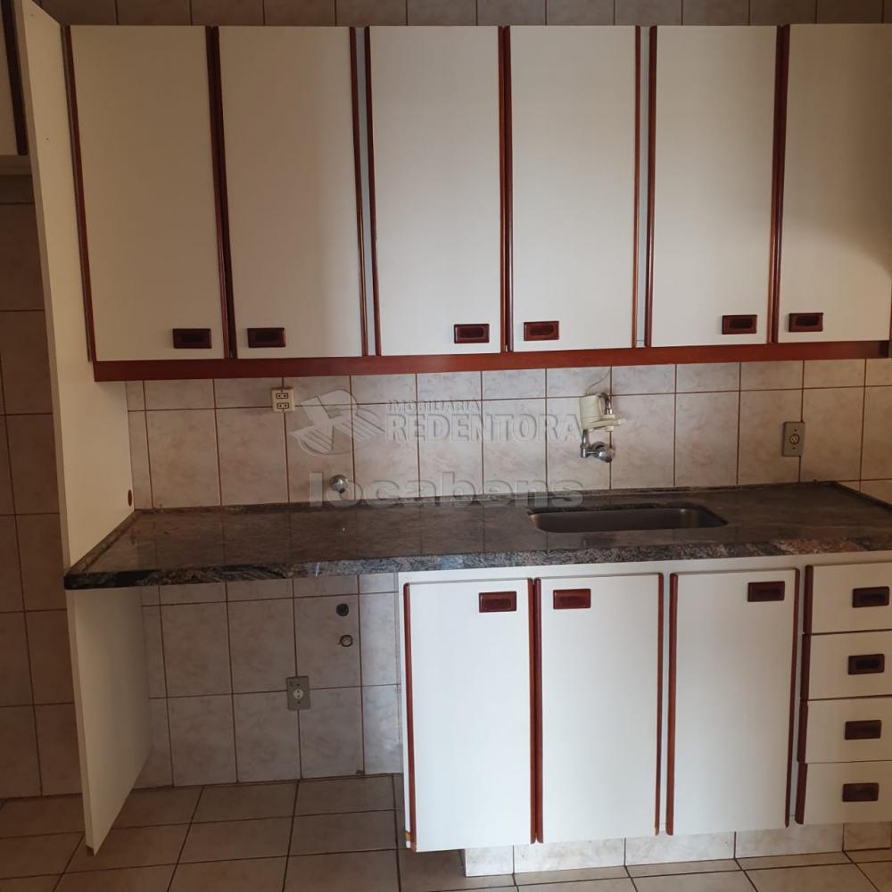 Alugar Apartamento / Padrão em São José do Rio Preto R$ 1.200,00 - Foto 13