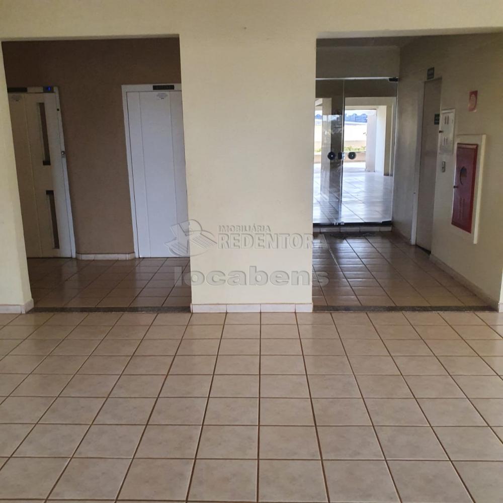 Alugar Apartamento / Padrão em São José do Rio Preto R$ 1.200,00 - Foto 34