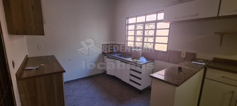 Alugar Casa / Padrão em São José do Rio Preto R$ 950,00 - Foto 7