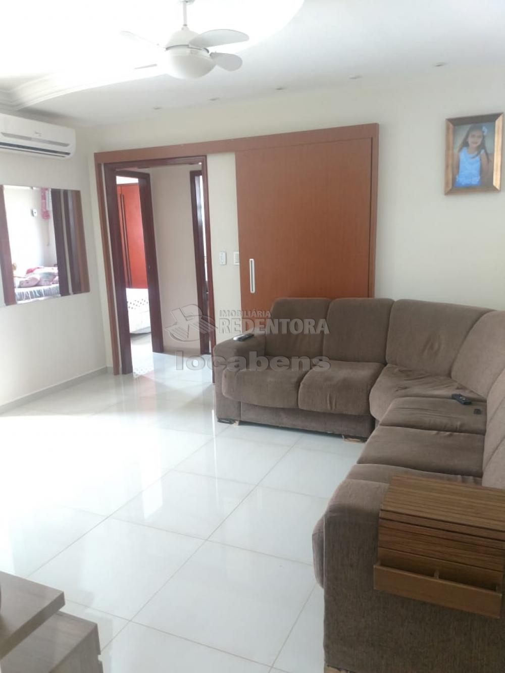 Comprar Apartamento / Padrão em São José do Rio Preto R$ 320.000,00 - Foto 1