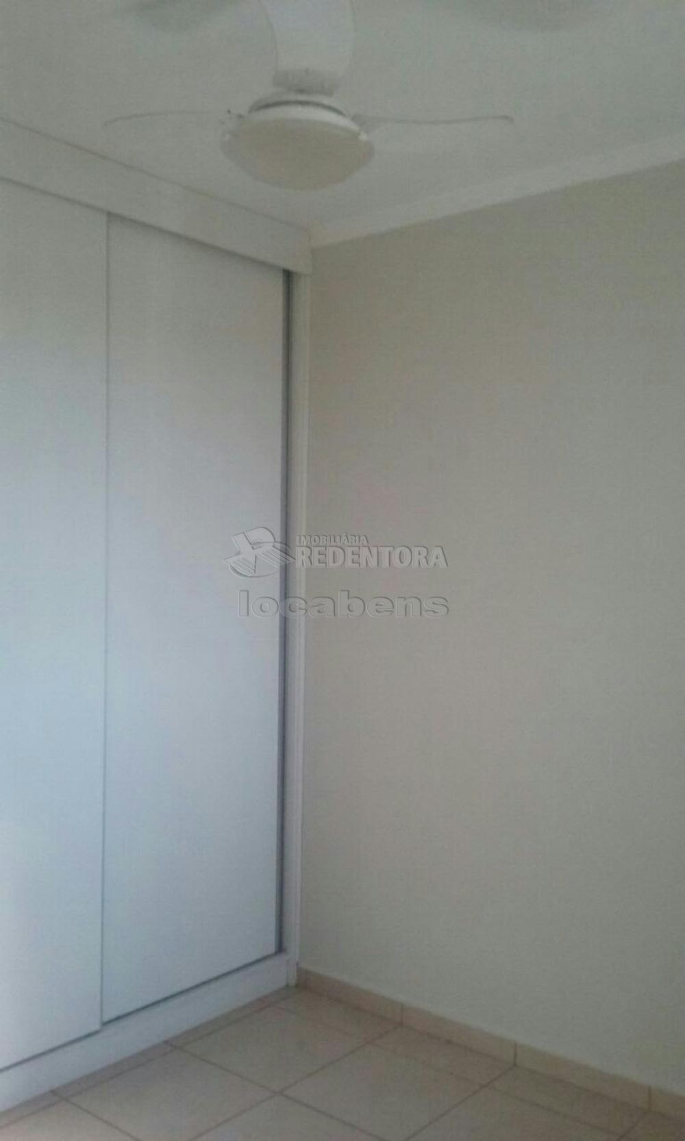 Comprar Apartamento / Padrão em São José do Rio Preto R$ 310.000,00 - Foto 7