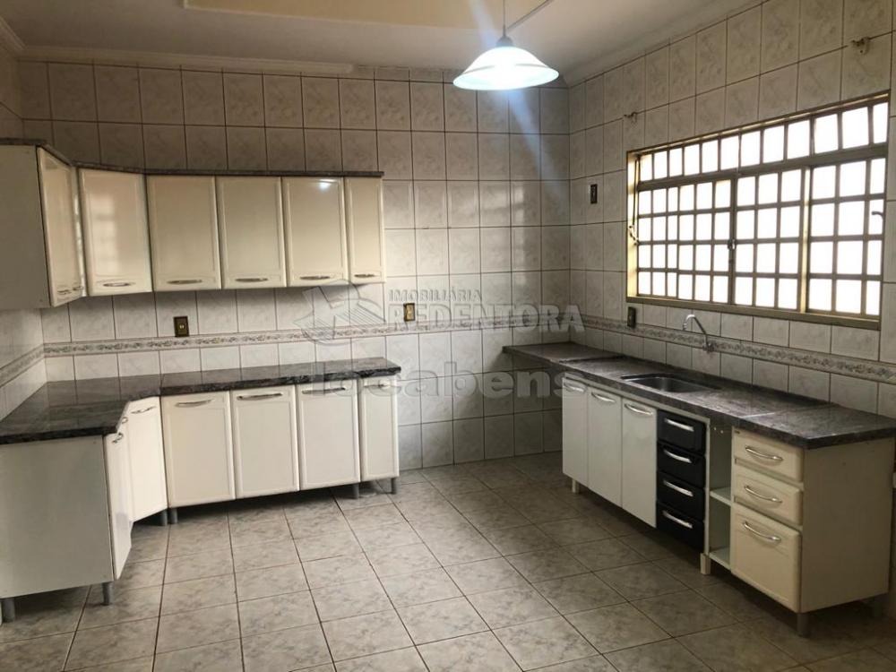 Alugar Casa / Padrão em São José do Rio Preto R$ 2.500,00 - Foto 12