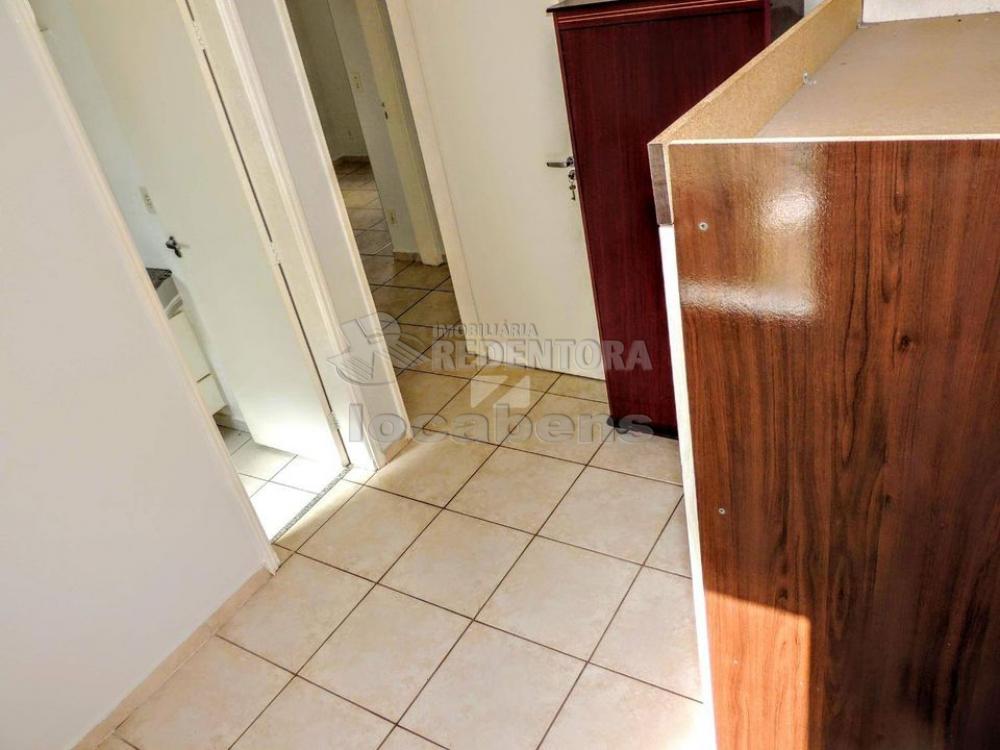 Comprar Apartamento / Padrão em Campinas R$ 230.000,00 - Foto 4