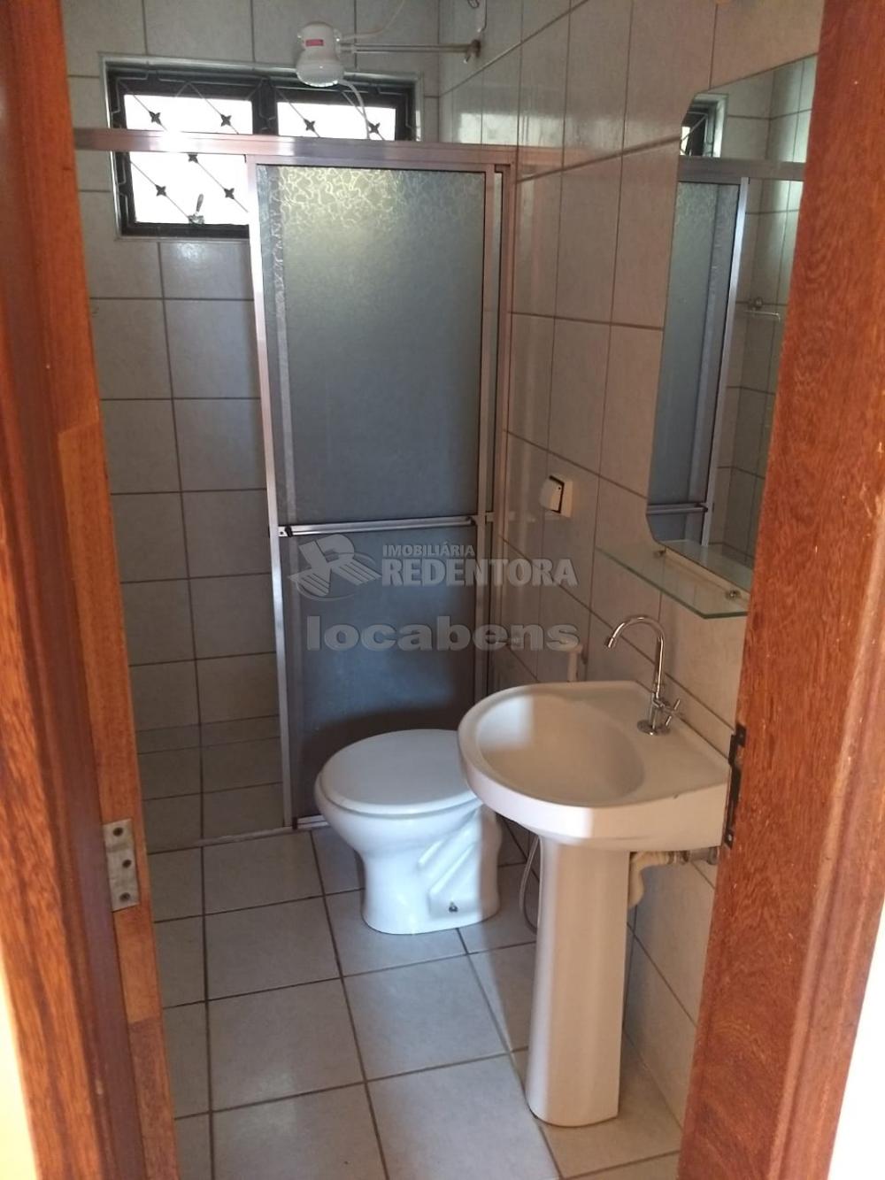 Alugar Apartamento / Padrão em São José do Rio Preto R$ 700,00 - Foto 11