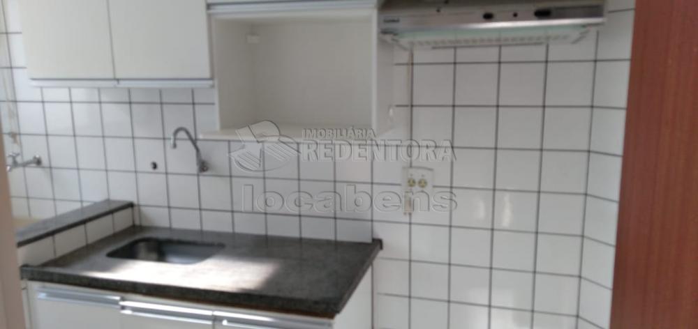 Alugar Apartamento / Padrão em São José do Rio Preto apenas R$ 700,00 - Foto 6