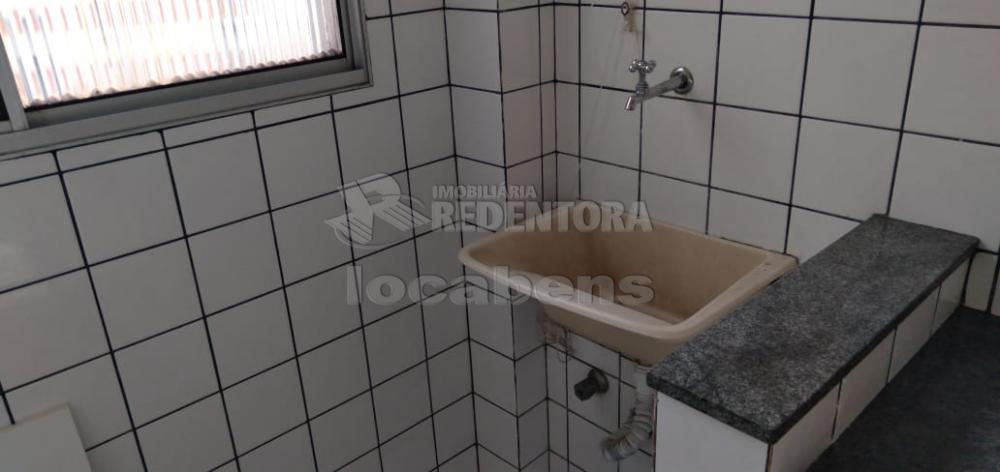 Alugar Apartamento / Padrão em São José do Rio Preto R$ 700,00 - Foto 7