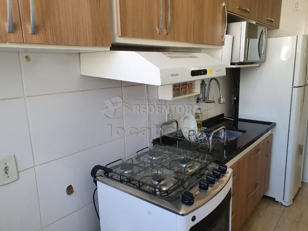 Comprar Apartamento / Padrão em São José do Rio Preto R$ 245.000,00 - Foto 5