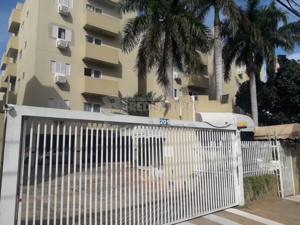 Alugar Apartamento / Padrão em São José do Rio Preto R$ 900,00 - Foto 1