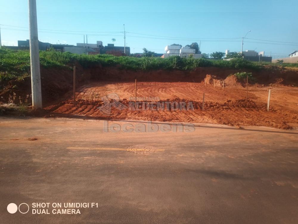 Comprar Terreno / Padrão em São José do Rio Preto R$ 110.000,00 - Foto 2