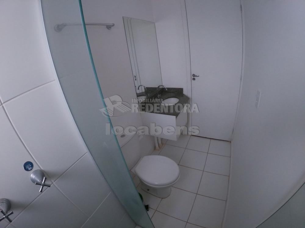 Alugar Apartamento / Padrão em São José do Rio Preto R$ 1.100,00 - Foto 13