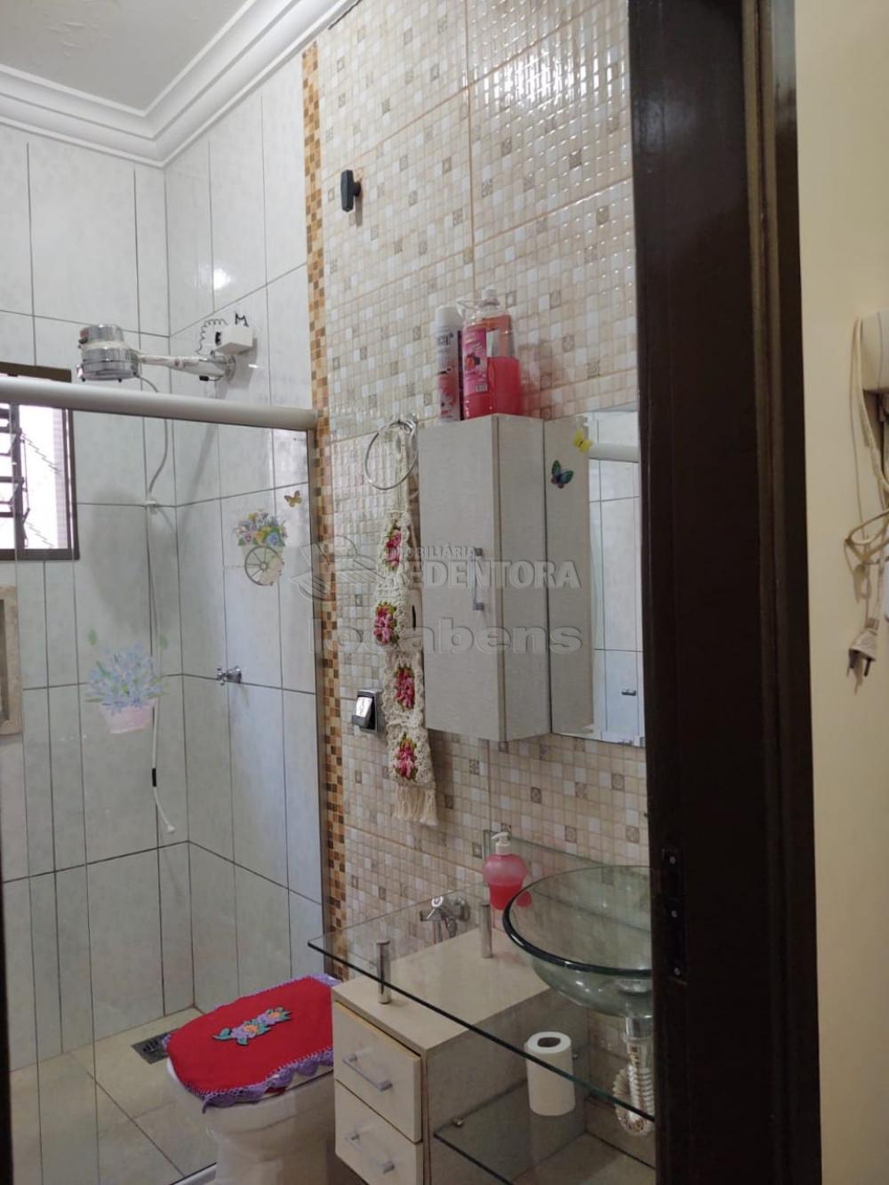 Comprar Casa / Padrão em São José do Rio Preto R$ 305.000,00 - Foto 4