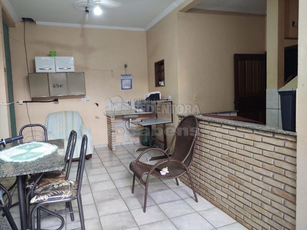 Comprar Casa / Padrão em São José do Rio Preto R$ 305.000,00 - Foto 1