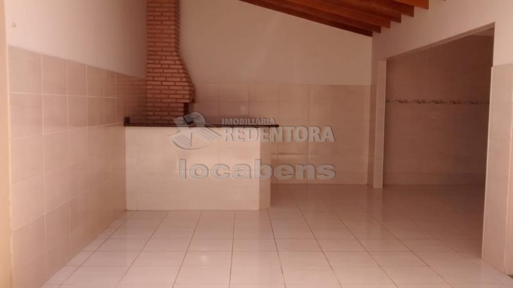 Comprar Casa / Padrão em São José do Rio Preto R$ 350.000,00 - Foto 1